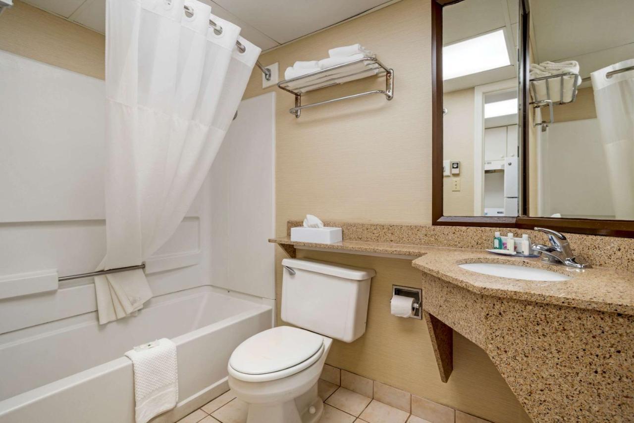 Quality Inn & Suites Oceanblock Όσεαν Σίτι Εξωτερικό φωτογραφία