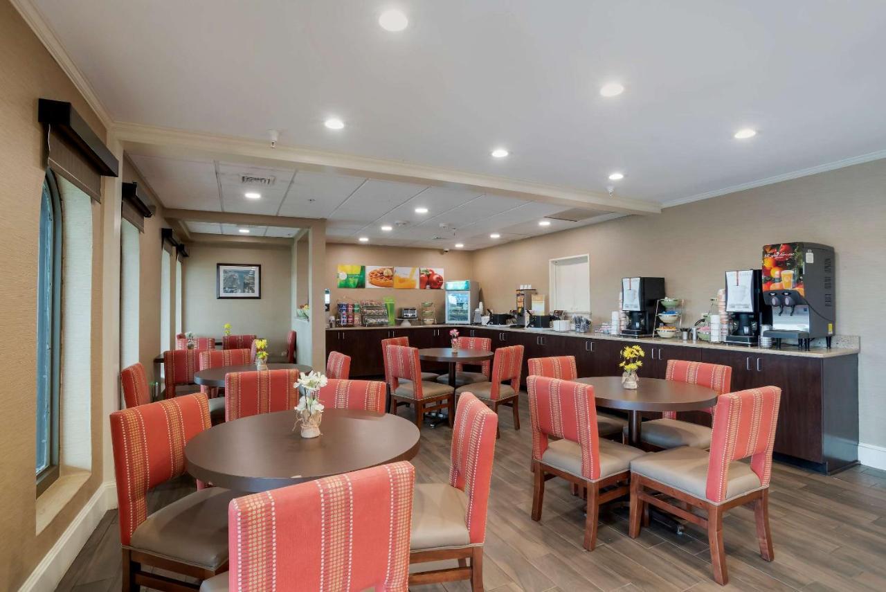 Quality Inn & Suites Oceanblock Όσεαν Σίτι Εξωτερικό φωτογραφία